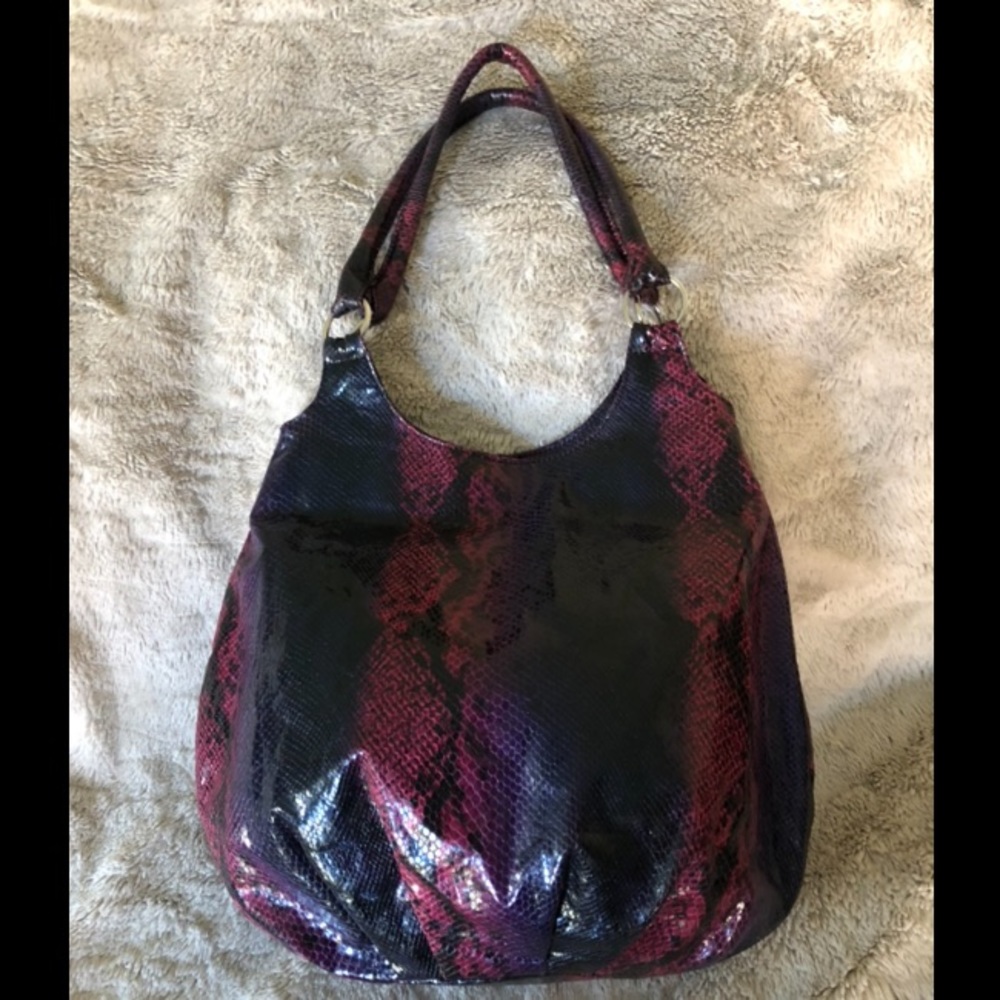 Follow Me Purse👜💜💖